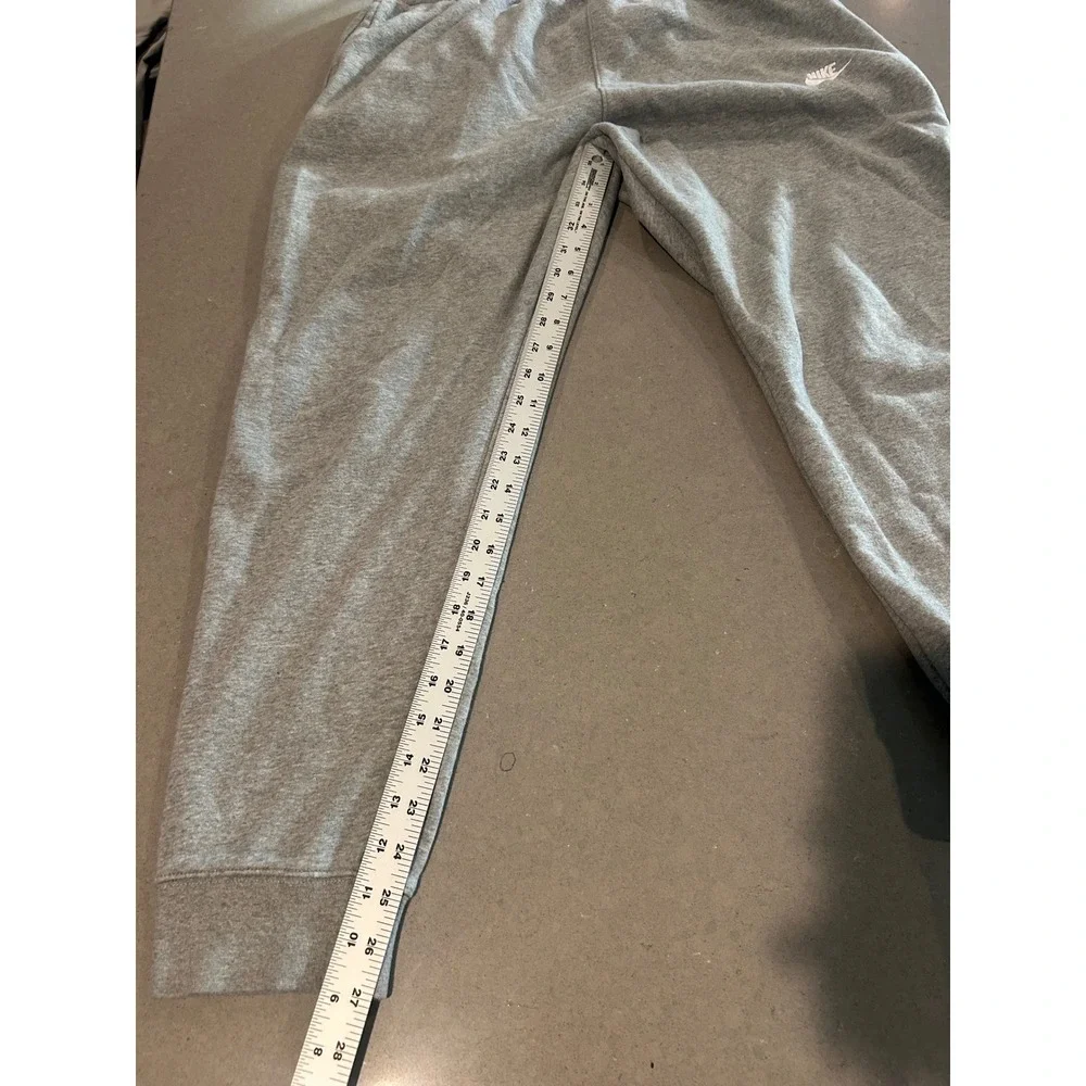 Nike‎ Mens XL Sportswear Club Fleece Joggers Gray Sweatpants